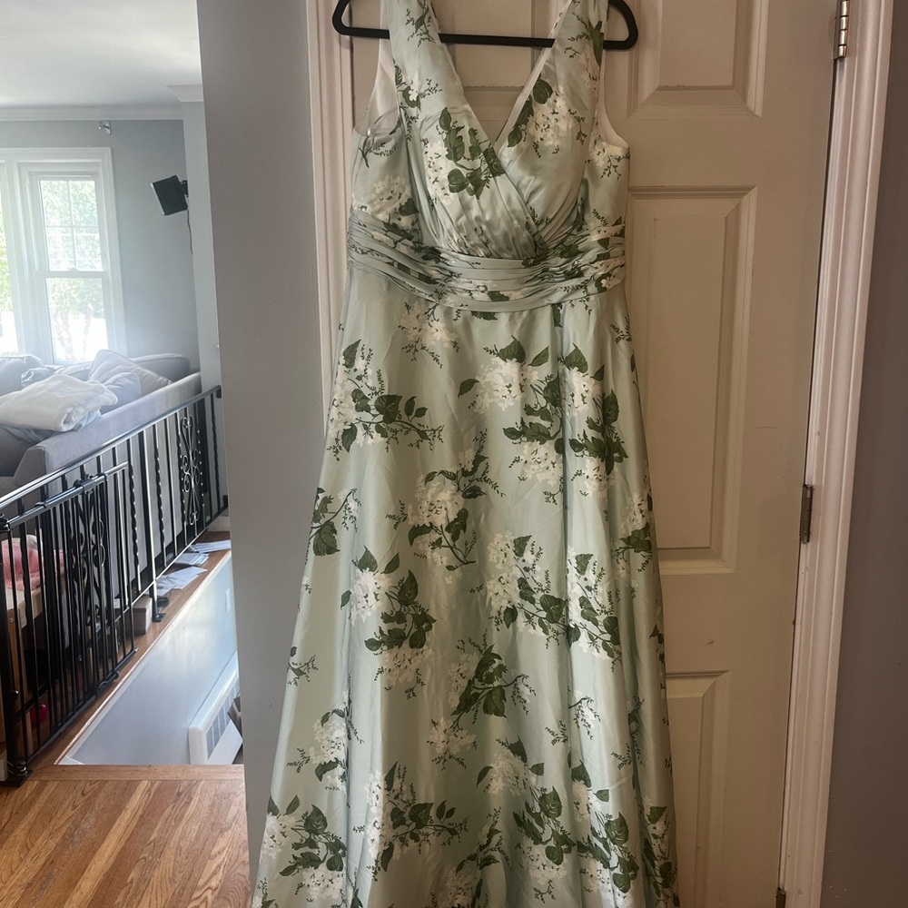 Floral Green Maxi Dress